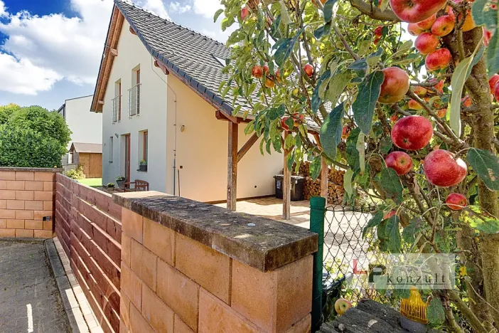 Prodej rodinného domu, Dubany, 129 m2