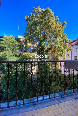 Prodej bytu 2+kk, Praha - Smíchov, U Santošky, 39 m2