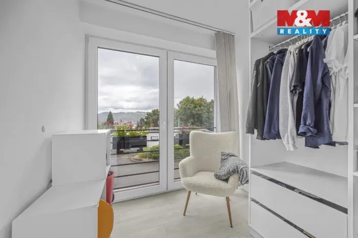 Prodej bytu 4+1, Náchod, Krátká, 97 m2