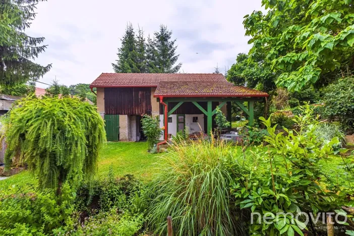 Prodej vícegeneračního domu, Lobeč, 340 m2