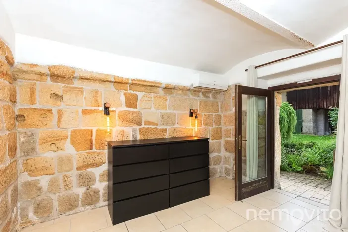 Prodej vícegeneračního domu, Lobeč, 340 m2