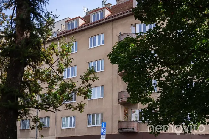 Prodej bytu 1+kk, Praha - Podolí, Na dolinách, 39 m2