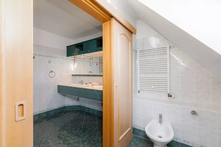 Prodej rodinného domu, Ohrobec, Oblouková, 452 m2