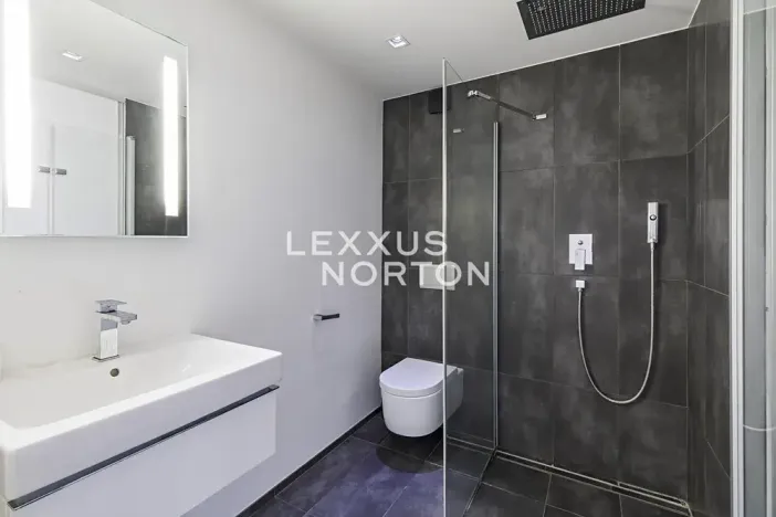 Prodej bytu 5+kk, Praha - Bubeneč, Jaselská, 192 m2