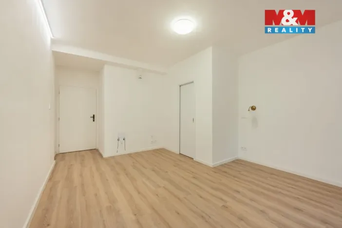Prodej bytu 2+kk, Praha - Žižkov, Jana Želivského, 46 m2