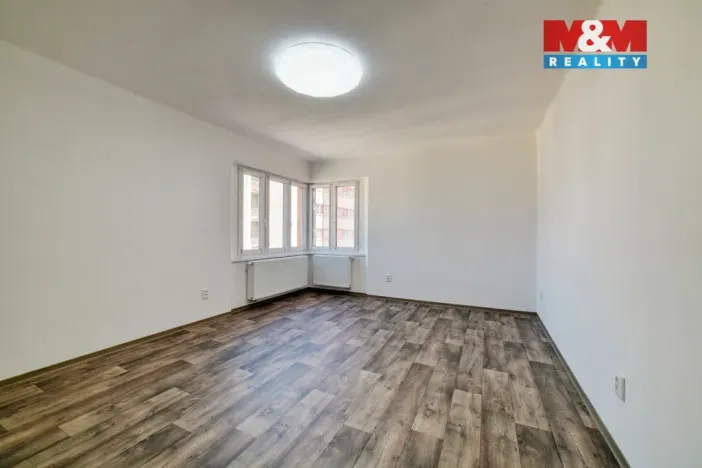 Prodej bytu 4+1, Cheb, Májová, 121 m2