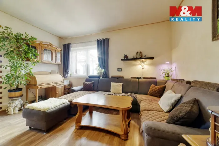 Prodej rodinného domu, Broumov, 183 m2