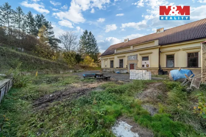 Prodej restaurace, Zvíkovec, 275 m2