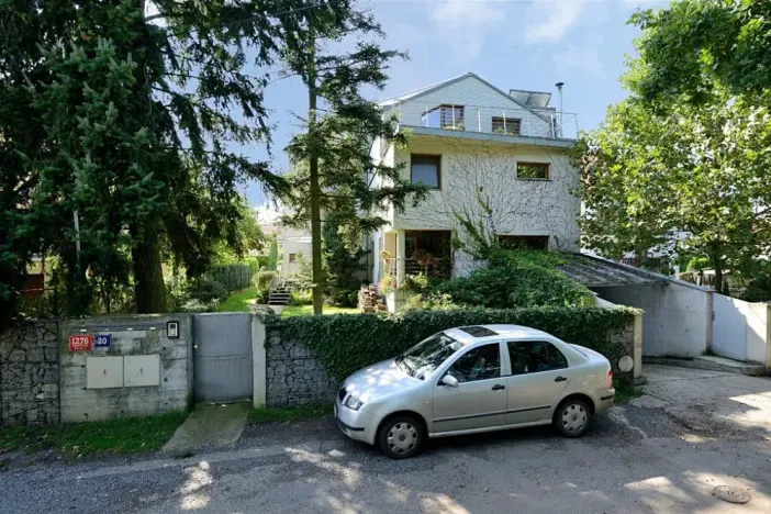 Prodej bytu 5+1, Praha - Kunratice, Za hájovnou, 170 m2