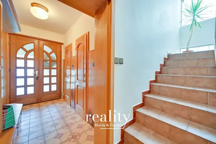 Prodej rodinného domu, Hodonice, 480 m2