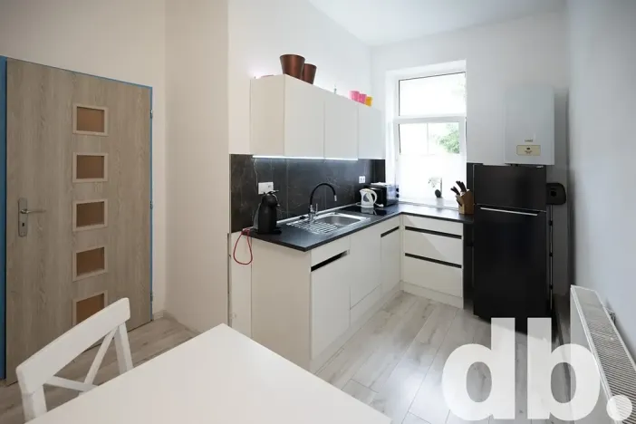 Pronájem bytu 2+kk, Karlovy Vary, Jabloňová, 45 m2
