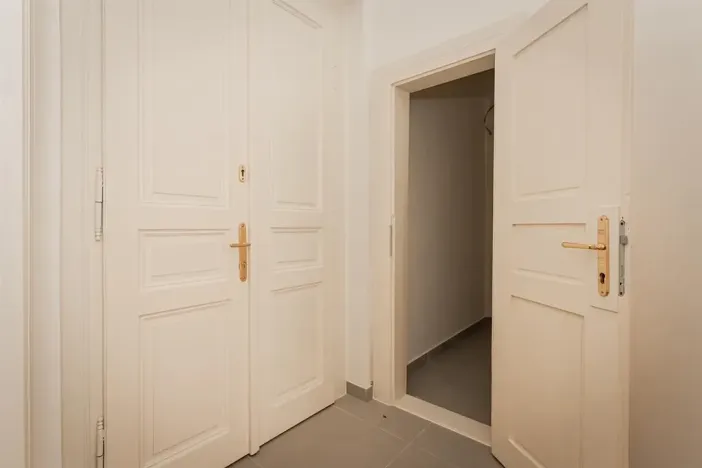 Pronájem bytu 2+kk, Praha - Nové Město, Lípová, 41 m2