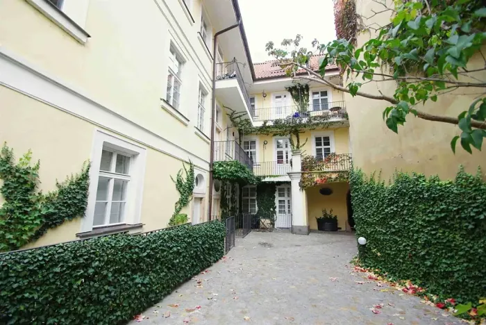 Pronájem bytu 4+1, Praha - Malá Strana, Vlašská, 187 m2