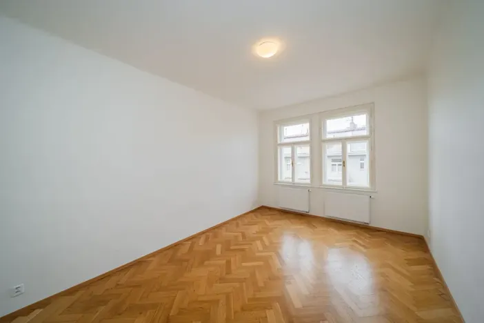 Pronájem bytu 2+kk, Praha - Nové Město, Lípová, 58 m2