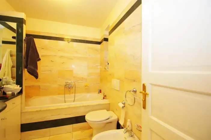 Pronájem bytu 3+1, Praha - Vinohrady, Polská, 100 m2