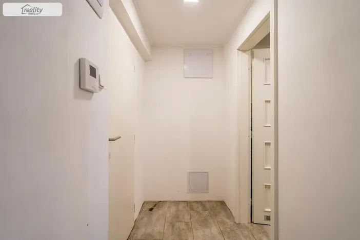 Pronájem bytu 2+1, Praha - Malá Strana, Újezd, 56 m2