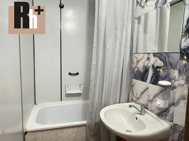 Prodej bytu 1+1, Orlová, Masarykova třída, 40 m2