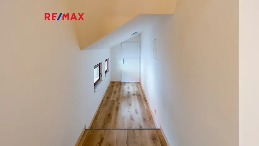 Prodej bytu 2+1, Česká Lípa, Škroupovo náměstí, 75 m2