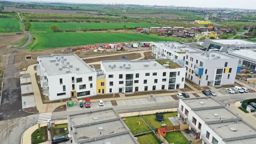 Prodej obchodního prostoru, Praha - Dolní Počernice, Černodolská, 101 m2