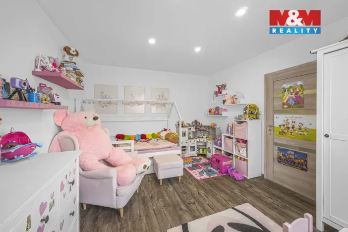 Prodej bytu 4+1, Holice, Na Mušce, 84 m2