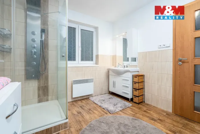 Prodej rodinného domu, Horní Třešňovec, 847 m2