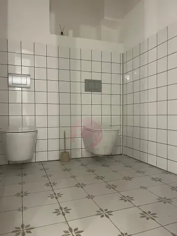 Pronájem obchodního prostoru, Kostelec nad Černými lesy, náměstí Smiřických, 70 m2