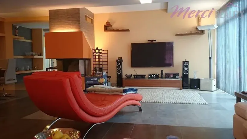 Prodej rodinného domu, Malý Lapáš, Slovensko, 436 m2