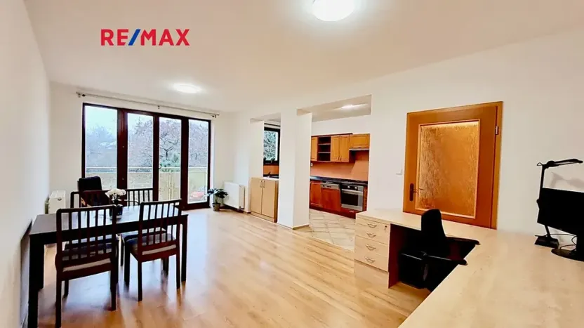 Pronájem bytu 2+kk, Praha - Vysočany, U Kloubových domů, 69 m2