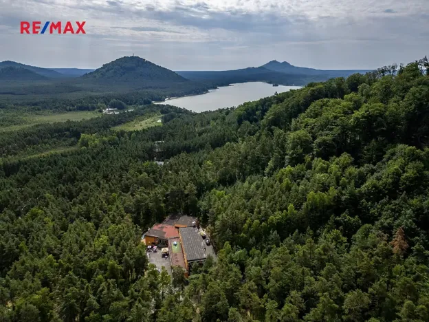 Prodej rodinného domu, Doksy, Pod Borným, 1700 m2