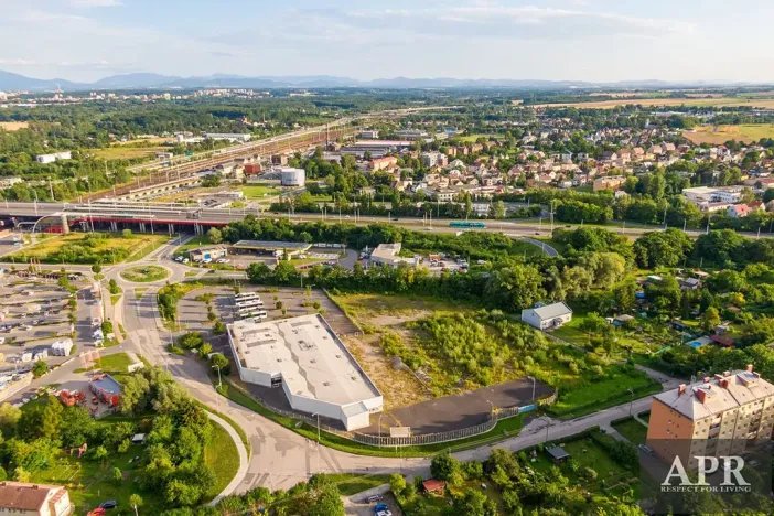 Prodej obchodního prostoru, Ostrava, 19777 m2