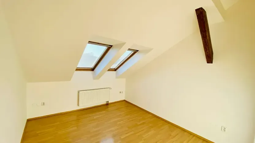 Pronájem bytu 2+kk, Brno, Ptašínského, 53 m2