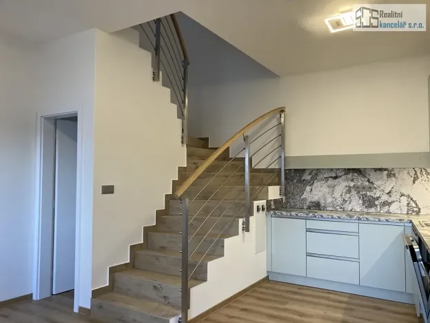 Pronájem bytu 2+kk, Brno, Kučerova, 66 m2