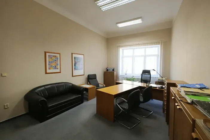 Pronájem kanceláře, Uherský Brod, Bří Lužů, 27 m2