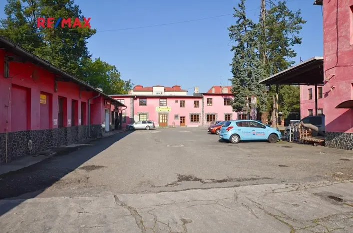 Pronájem obchodního prostoru, Frýdek-Místek, Třebízského, 220 m2