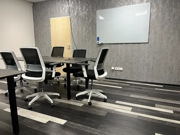 Pronájem kanceláře, Praha - Holešovice, Jankovcova, 279 m2