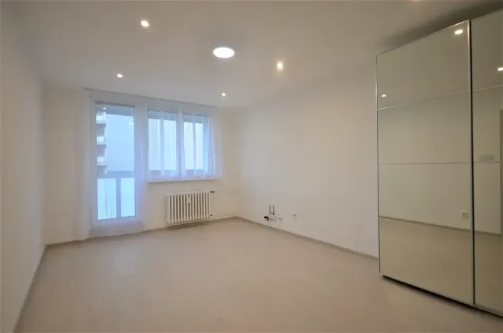 Pronájem bytu 1+1, Frýdek-Místek, Vítězslava Nezvala, 34 m2