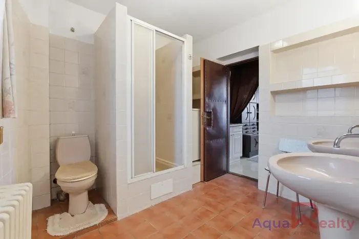 Prodej vícegeneračního domu, Karlovy Vary, Modenská, 290 m2