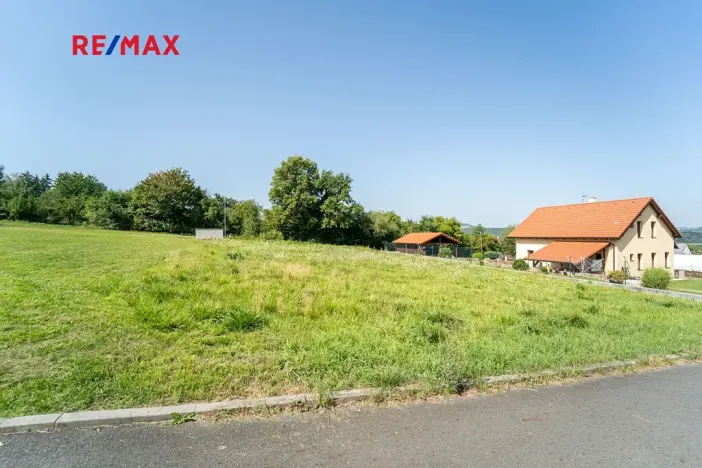 Prodej pozemku pro bydlení, Svinaře, 930 m2