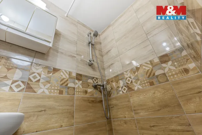 Prodej rodinného domu, Králův Dvůr - Popovice, Pod Koukolovkou, 196 m2