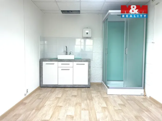 Pronájem komerční nemovitosti, Most, Kpt. Jaroše, 29 m2