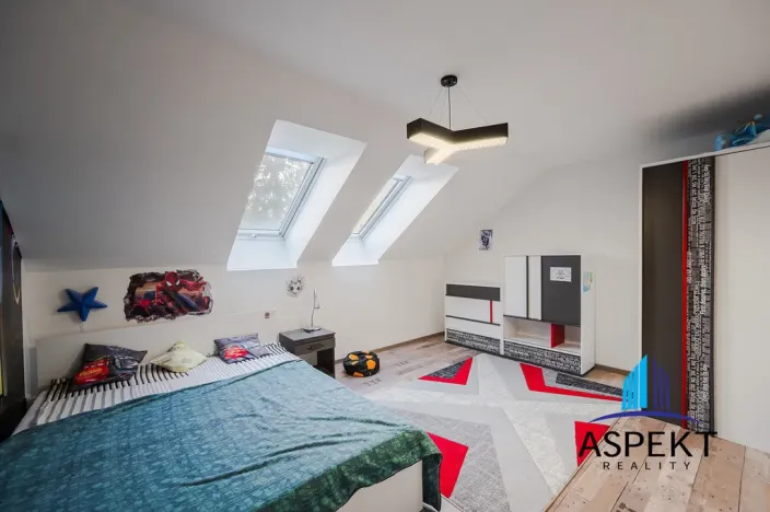 Prodej rodinného domu, Neumětely, V Chaloupkách, 220 m2