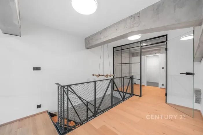 Pronájem bytu 3+kk, Praha - Vysočany, Kolbenova, 66 m2