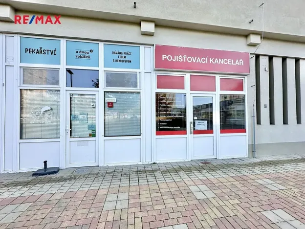 Prodej obchodního prostoru, Kladno, nám. Jana Masaryka, 288 m2