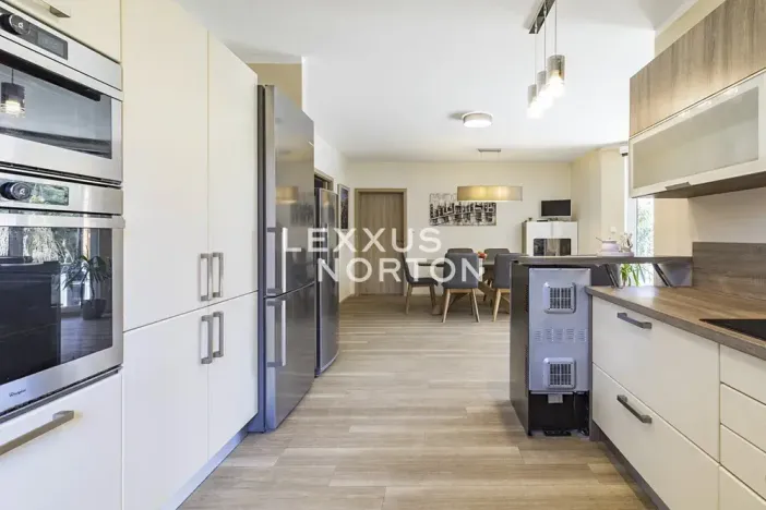 Prodej rodinného domu, Řitka, Ke Stráni, 151 m2