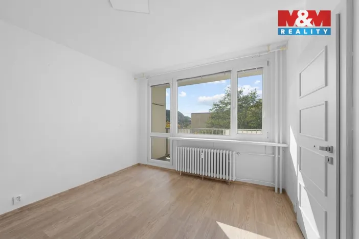 Prodej bytu 3+1, Děčín - Děčín IX-Bynov, Sokolská, 67 m2