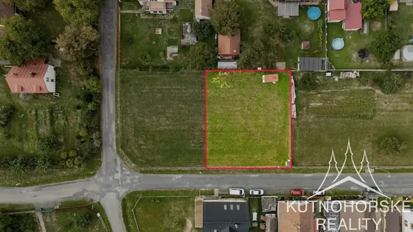 Prodej pozemku pro bydlení, Okřesaneč, 866 m2