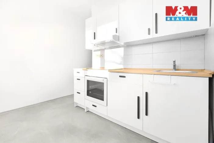 Pronájem bytu 2+1, Petrovice, 58 m2