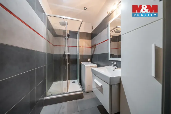 Prodej bytu 3+1, Třinec - Lyžbice, Beskydská, 83 m2