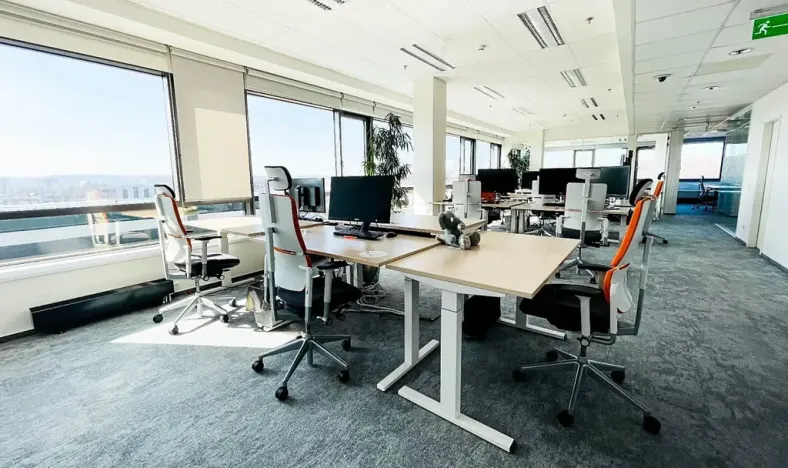 Pronájem kanceláře, Praha - Libeň, Českomoravská, 650 m2