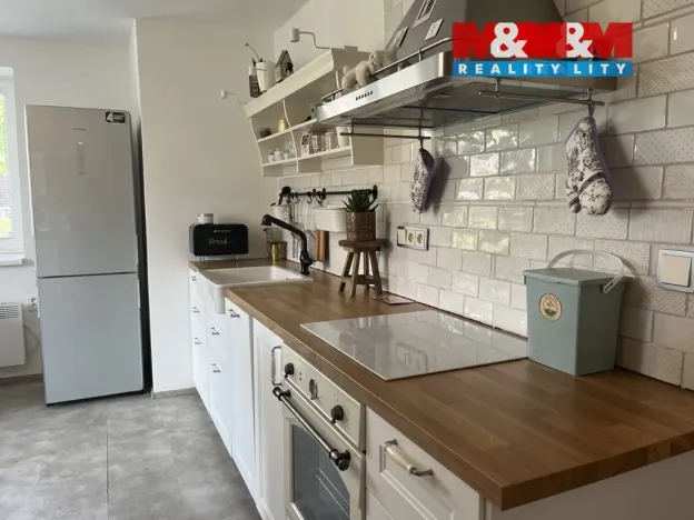 Pronájem bytu 2+kk, Heřmanův Městec, Pod Nádražím, 49 m2